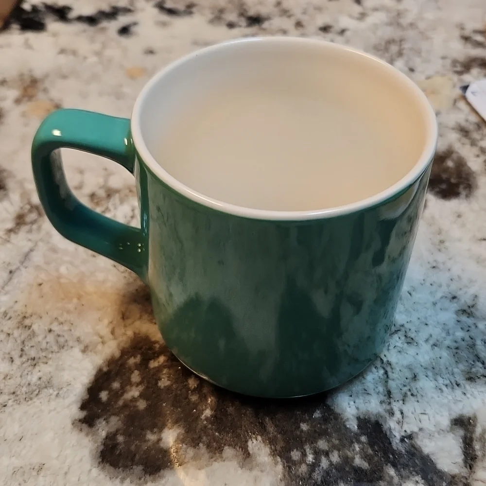 Starbucks coffee cup 11 Oz green Mermaid  NEW
